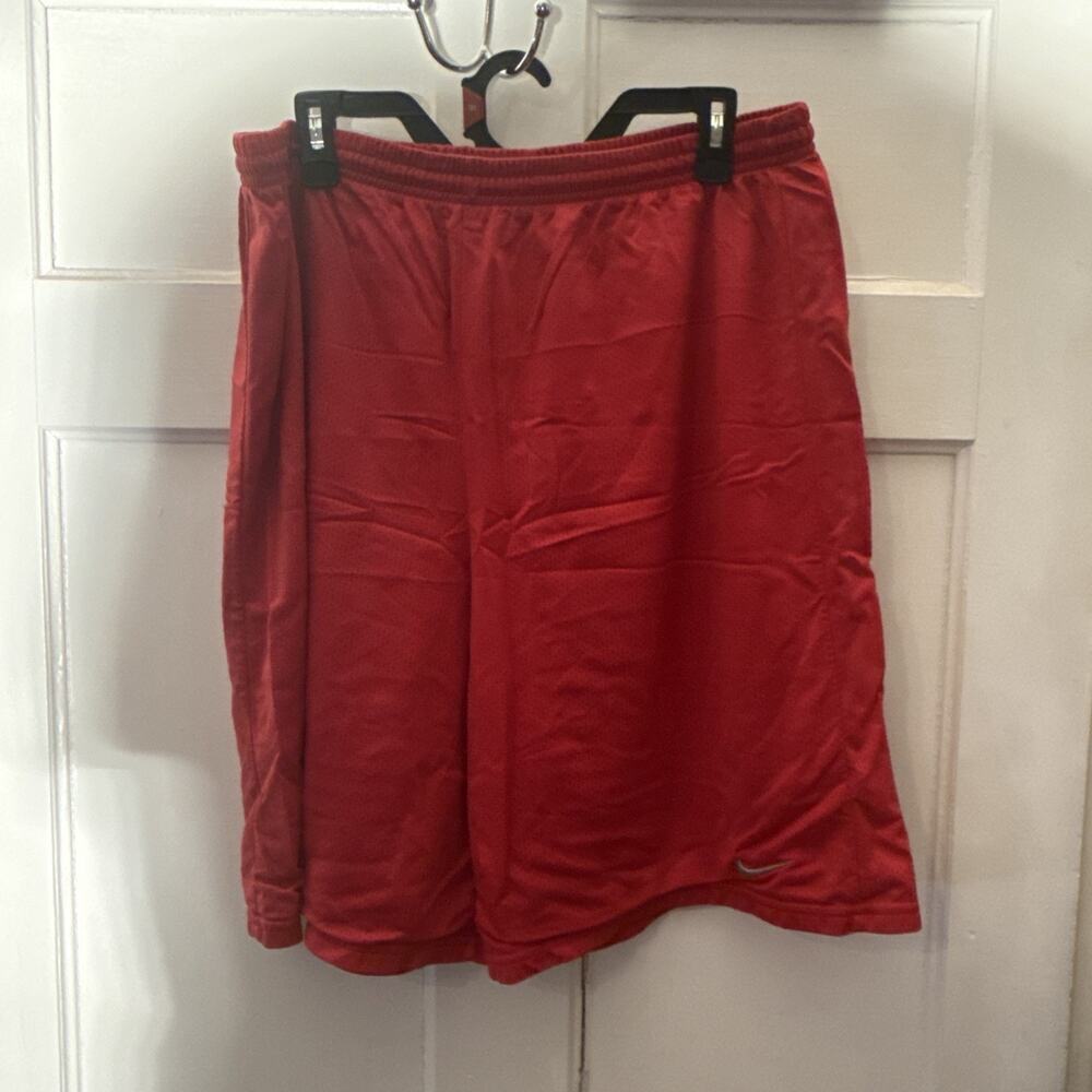 Nike Shorts Men XLarge Red Embroidered Logo Dazzle Basketball Gym Training Y2K